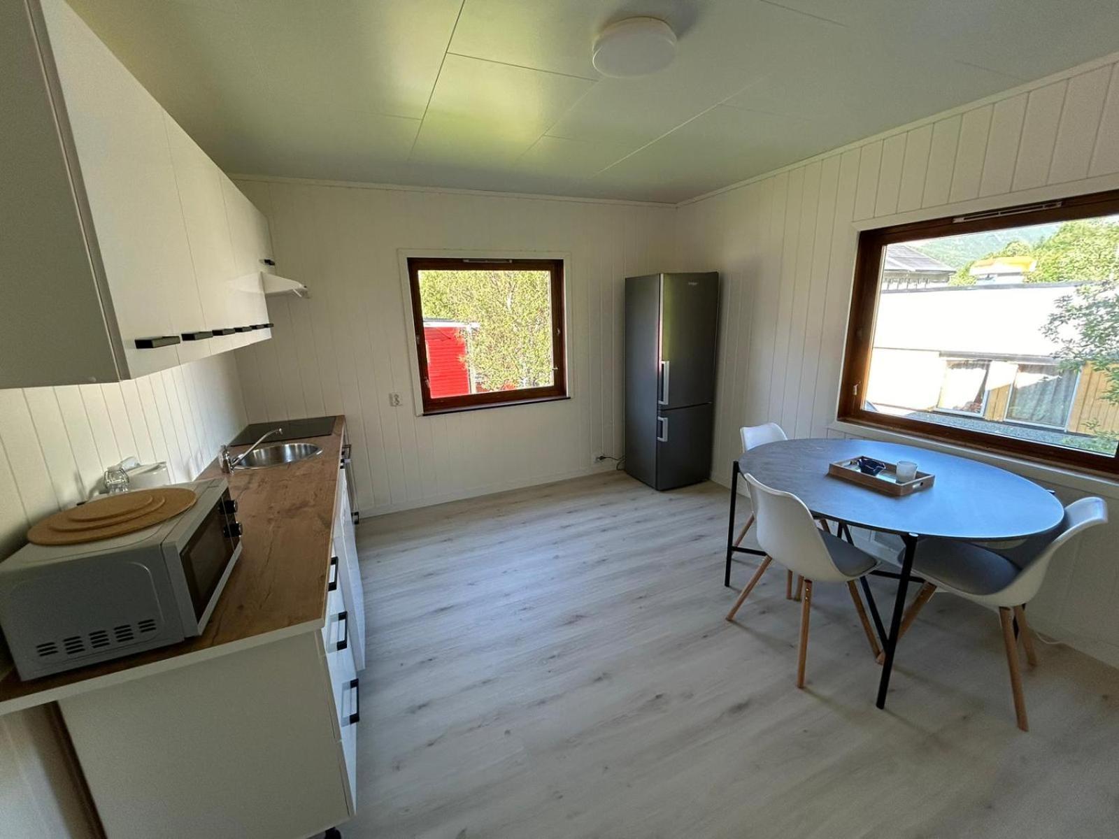 Ferrytale, Cozy, Spacious House On Senja Gryllefjord Exteriör bild